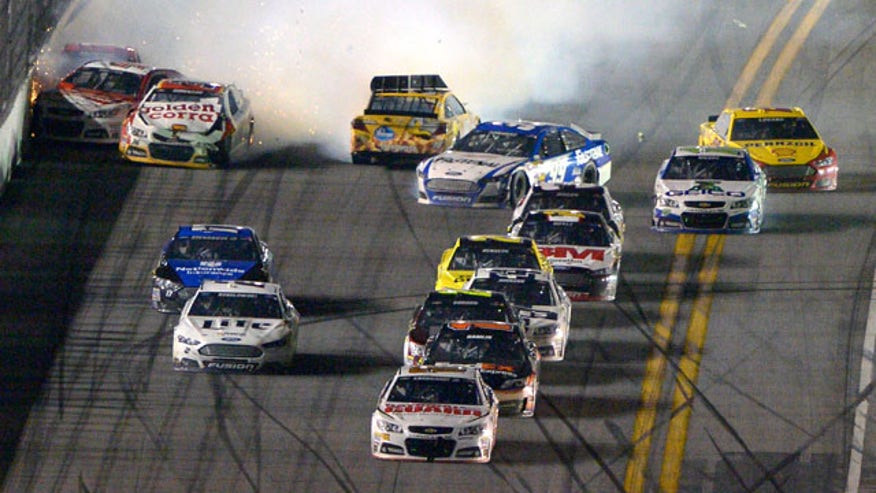 NASCAR Daytona 500 Au_Cham640.jpg